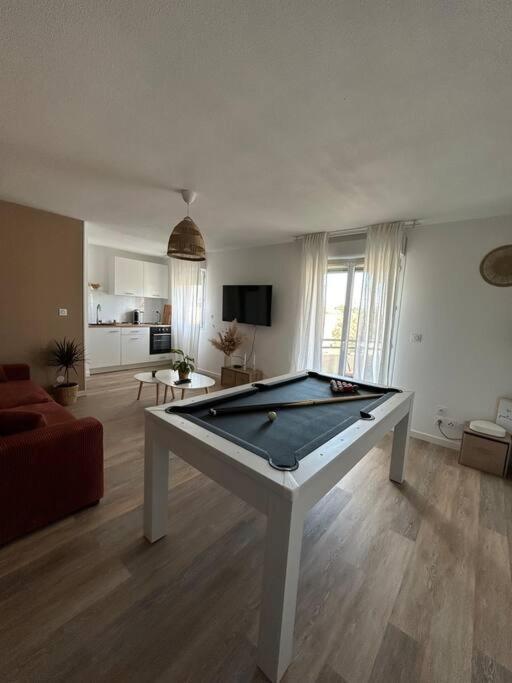 Romantique Room Muret Exterior photo